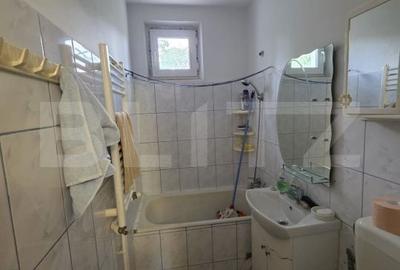 Apartament cu 2 camere semidecomandat în Micro 19