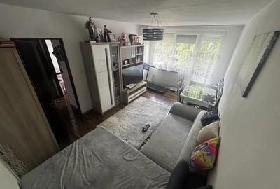 Apartament cu 3 camere decomandat în Central - 1