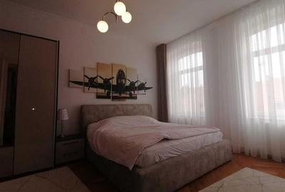 Apartament cu 3 camere decomandat în Centrul Istoric - 6