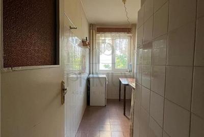 Apartament cu 4 camere semidecomandat, mobilat în Soarelui - 12