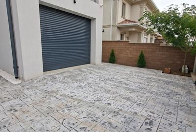 Duplex cu 4 camere cu Canalizare în Dumbrăvița