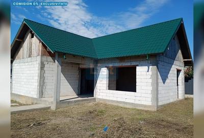 Casă cu 3 camere cu Teren 275 Mp în Vasile Alecsandri