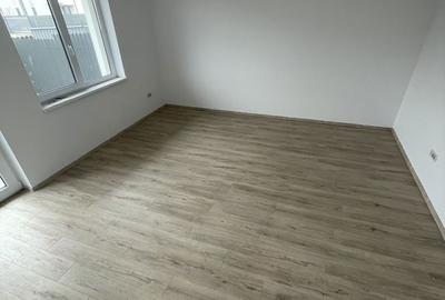Casă cu 4 camere cu Teren 180 Mp în Cetate - 1