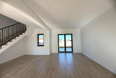 Duplex cu 3 camere cu Canalizare în Moșnița Nouă - 1