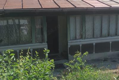 Casă cu Teren 1007 Mp în Lanurile - 1