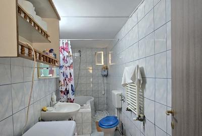 Casă cu 3 camere cu Teren 143 Mp în Central - 1
