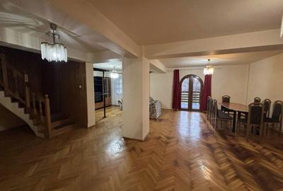 Casă cu 4 camere cu Teren 650 Mp în Grădiște - 15