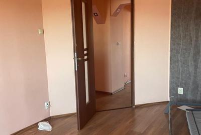Apartament cu 2 camere decomandat în Central - 3