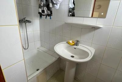 Casă cu 6 camere cu Teren 233 Mp în Central - 9