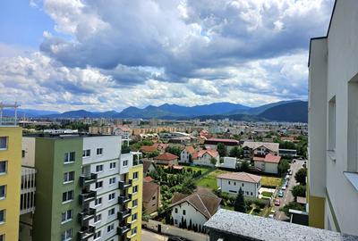 Apartament cu 2 camere decomandat, mobilat în Tractorul - 10