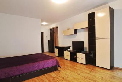 Garsonieră decomandată în Central - 5