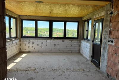 Casă cu 4 camere cu Teren 400 Mp în Slimnic - 15