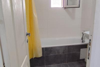 Apartament cu 2 camere semidecomandat în Rahova
