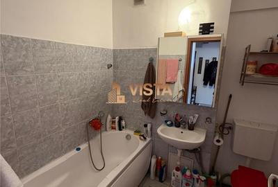 Garsonieră decomandată în Gării
