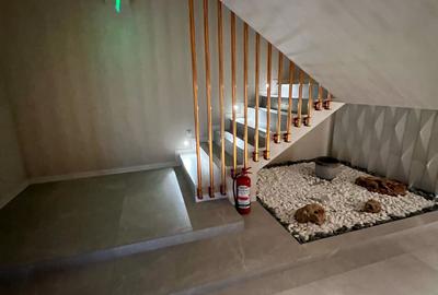 Apartament cu 3 camere în Central - 2