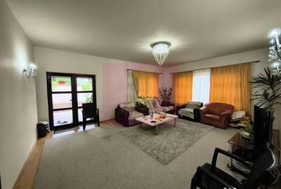Casă cu 5 camere cu Teren 373 Mp în Afumați