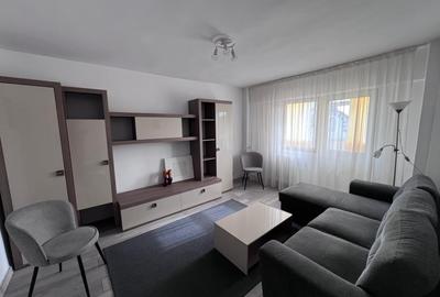 Apartament cu 2 camere decomandat, mobilat în Cartierul Nord
