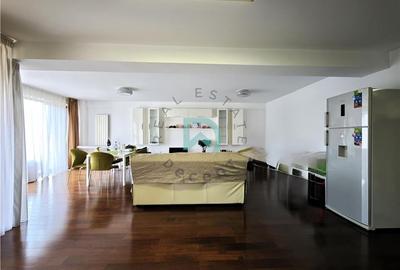 Apartament cu 4 camere decomandat, mobilat în Brașovul Vechi