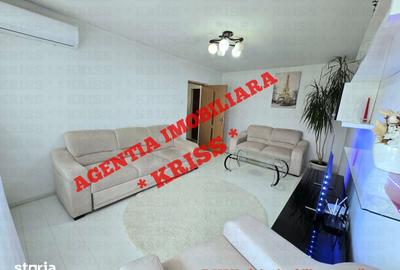 Apartament cu 3 camere decomandat în Craiovei - 2
