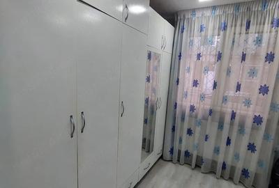 Apartament cu 2 camere semidecomandat în Ferentari