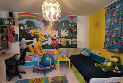 Casă individuală cu 6 camere cu Piscina în Piața Centrală - 19