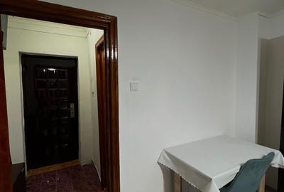 Garsonieră decomandată în Central - 1
