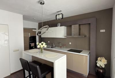 Apartament cu 2 camere decomandat în Băneasa