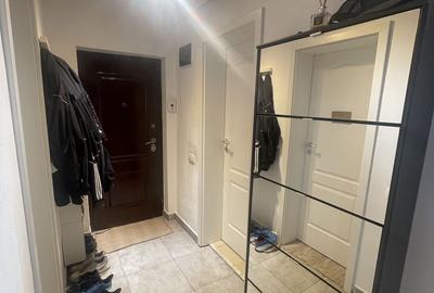 Apartament cu 3 camere în Roșu