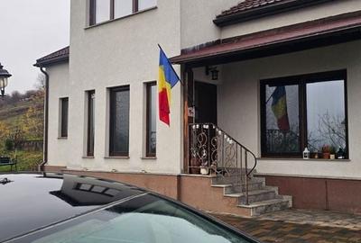 Casă cu 7 camere cu Teren 2870 Mp în Viișoara - 2