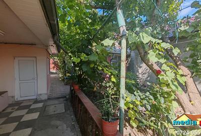 Casă individuală cu 4 camere cu Garaj în Bd. Coșbuc - 8