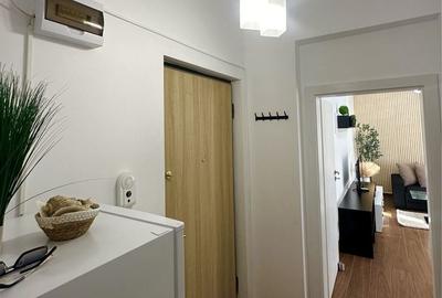 Apartament cu 2 camere semidecomandat în Central