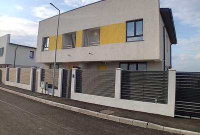 Casă individuală cu 4 camere cu Canalizare în Vidra - 1