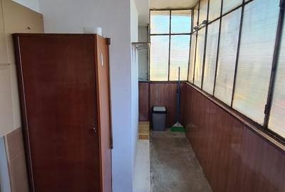 Apartament cu 2 camere decomandat în Micro 20 - 7