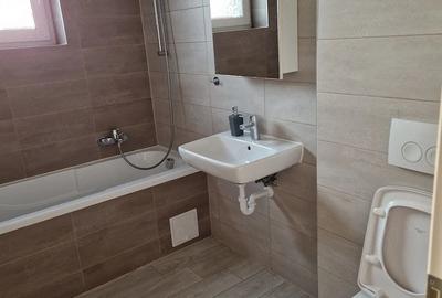 Apartament cu 2 camere decomandat în Avantgarden