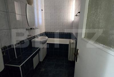 Apartament cu 3 camere decomandat în Central - 3