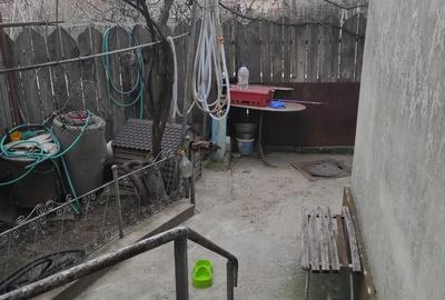 Casă cu 4 camere cu Teren 250 Mp în Calea București