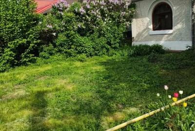 Casă cu 5 camere în Sud