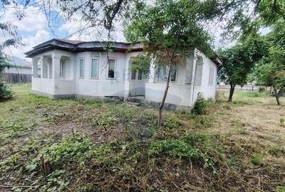 Casă individuală cu 3 camere cu Teren 2100 Mp în Vulturu - 3