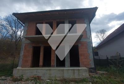 Casă individuală cu 4 camere cu Teren 952 Mp în Cisnădie - 1