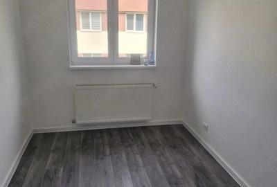 Apartament cu 2 camere decomandat în Antiaeriană