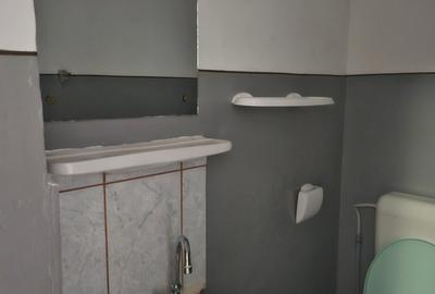 Apartament cu 3 camere decomandat în Berceni - 2