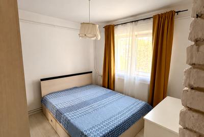 Apartament cu 2 camere decomandat în Nicolina