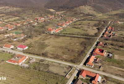 Casă cu 4 camere în Jupani - 4