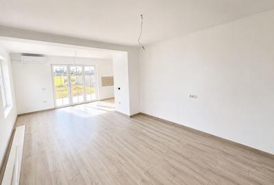 Casă cu 3 camere în Moșnița Nouă - 7