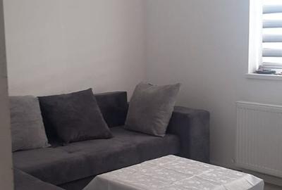 Apartament cu 3 camere semidecomandat în Chiajna