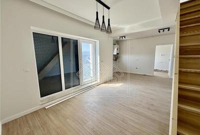 Penthouse cu 4 camere nedecomandat în Exterior Vest