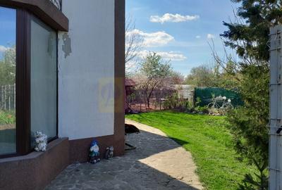 Casă individuală cu 5 camere cu Teren 958 Mp în Tineretului - 21