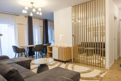 Apartament cu 3 camere semidecomandat, mobilat în Pipera
