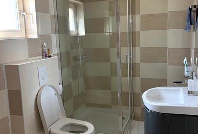 Casă individuală cu 4 camere cu Canalizare în Central - 6