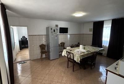 Casă cu 4 camere în Central - 6